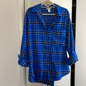 Very oversized flannel shirt